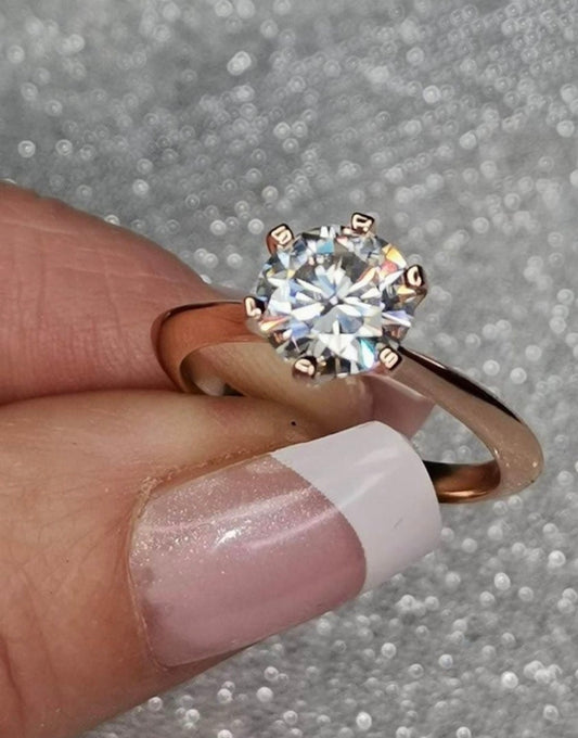 1ct Round Solitaire Moissanite Ring — 9k Gold