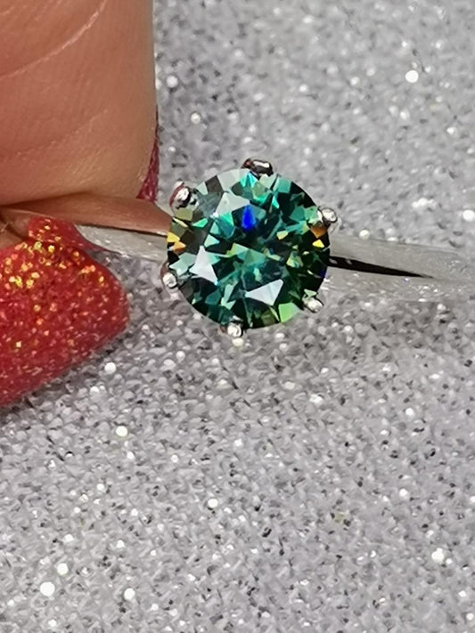 1ct Green Round Moissanite Ring — 925 Sterling Silver